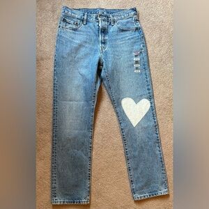 NEW Levi's 501 Women's Blue Jeans with Heart Patch